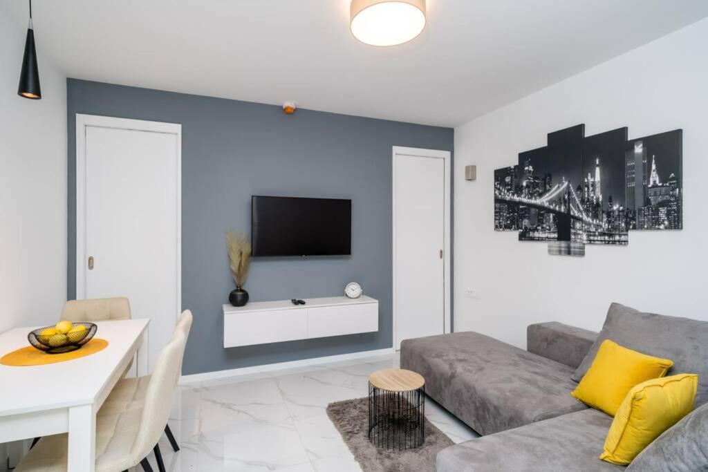 Luxury Downtown West Apartment Ragusa Esterno foto